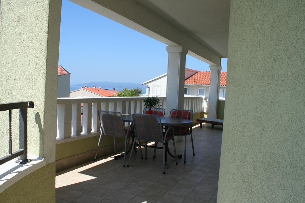 Apartments Rados Makarska Bilik gambar