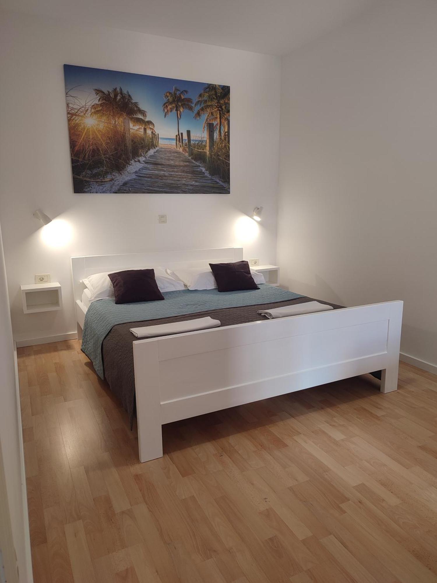 Apartments Rados Makarska Bilik gambar